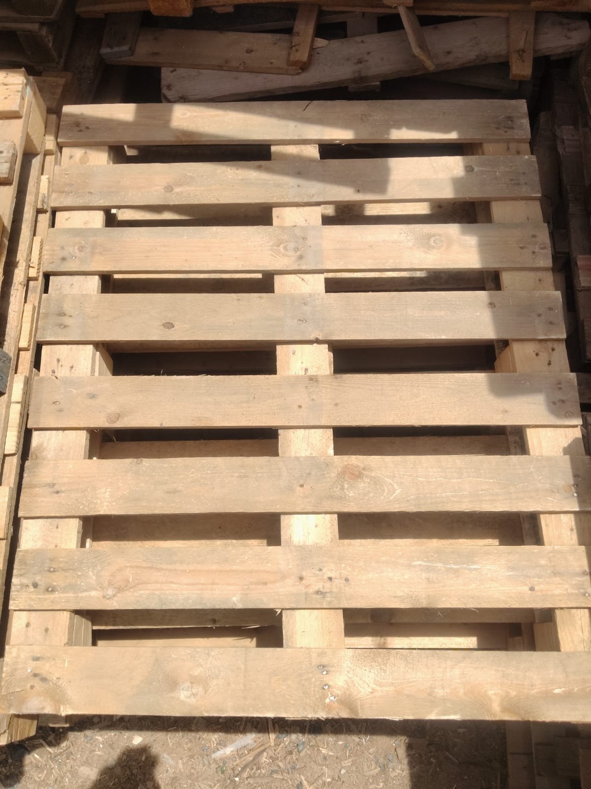 90x100 Wooden Pallet